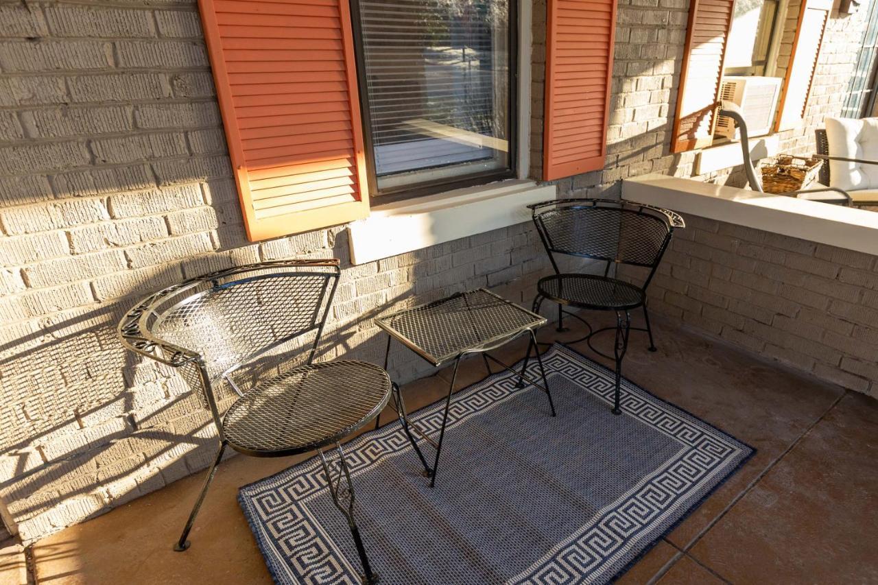 فيلا Historic Revival King Bed Midtown Memphis 68 Yes Pets Fast Wifi Free Parking المظهر الخارجي الصورة
